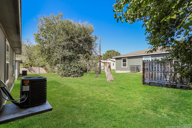 228 Garcia, Seguin, TX 78155