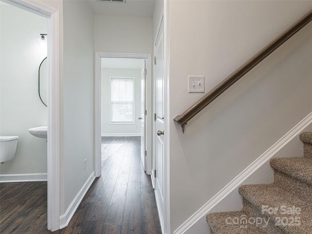 610 Santa Clara Drive, Asheville, NC 28806