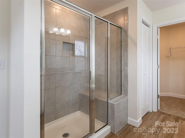 610 Santa Clara Drive, Asheville, NC 28806