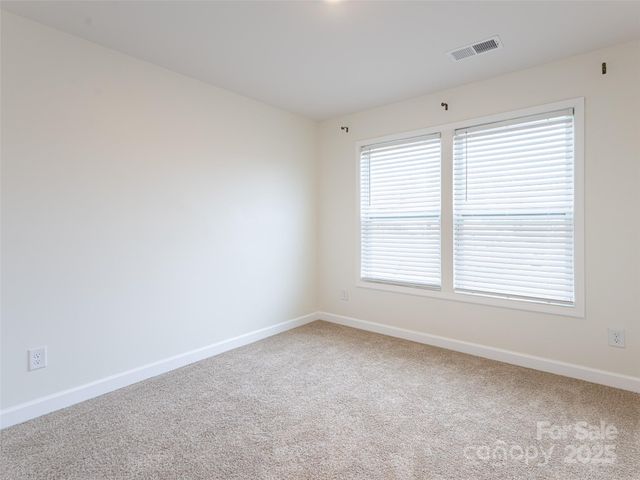 610 Santa Clara Drive, Asheville, NC 28806