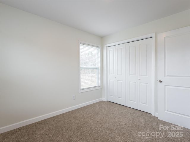 610 Santa Clara Drive, Asheville, NC 28806