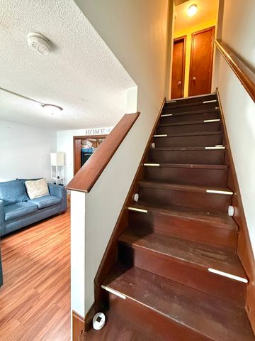 67 Everard St, Worcester, MA 01605