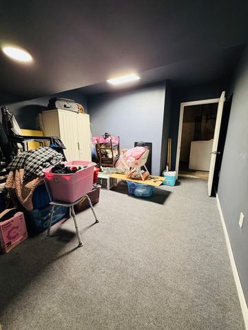 67 Everard St, Worcester, MA 01605