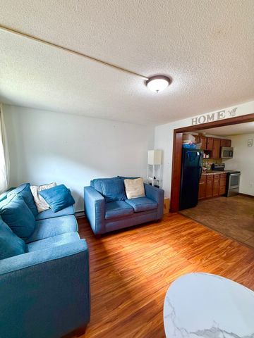 67 Everard St, Worcester, MA 01605