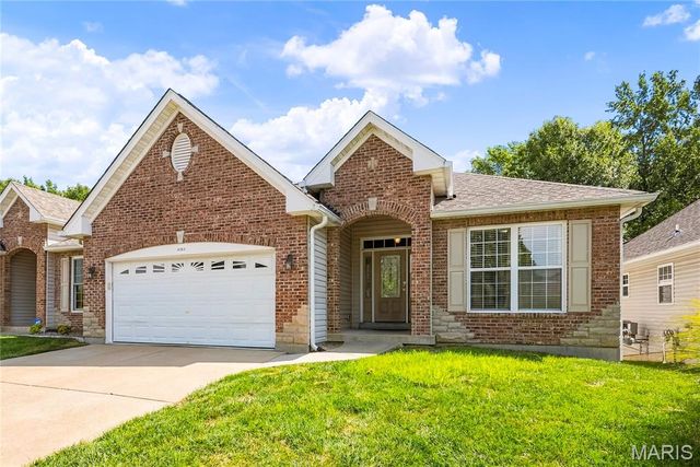 4124 Shepherds Hill Circle, St Peters, MO 63304