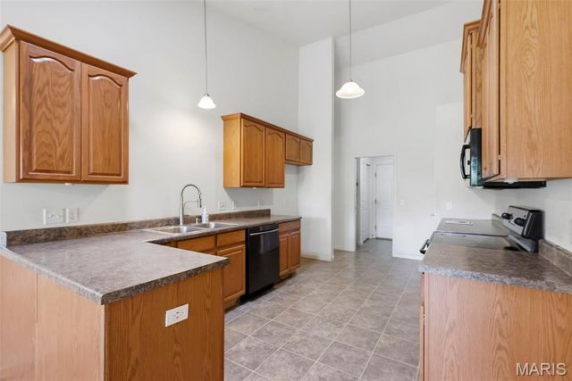 4124 Shepherds Hill Circle, St Peters, MO 63304