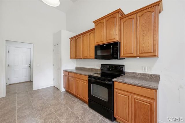 4124 Shepherds Hill Circle, St Peters, MO 63304