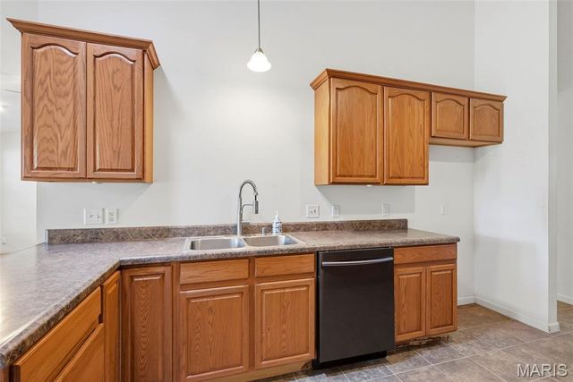 4124 Shepherds Hill Circle, St Peters, MO 63304