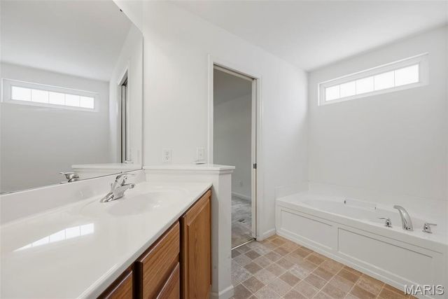 4124 Shepherds Hill Circle, St Peters, MO 63304