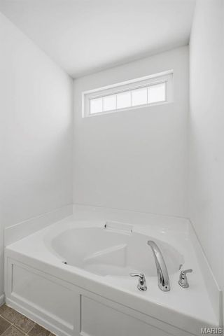 4124 Shepherds Hill Circle, St Peters, MO 63304