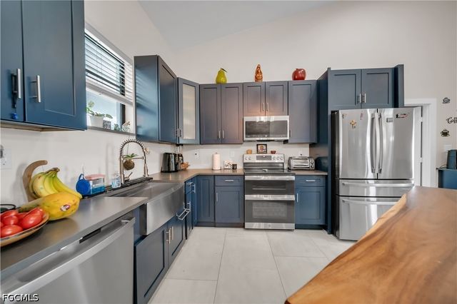 3800 10th ST W, Lehigh Acres, FL 33971