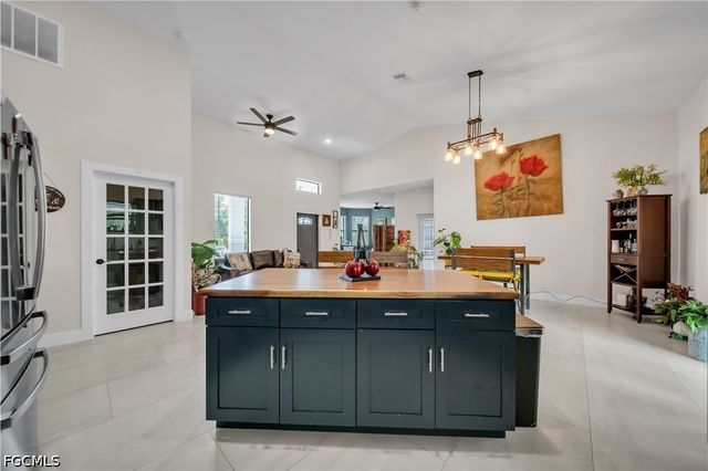 3800 10th ST W, Lehigh Acres, FL 33971