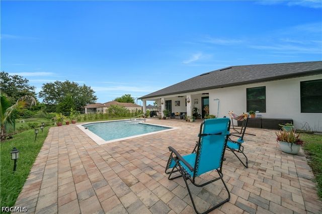 3800 10th ST W, Lehigh Acres, FL 33971