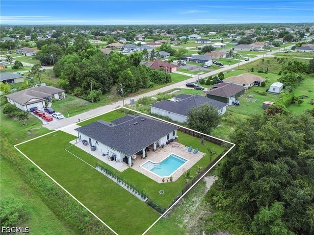 3800 10th ST W, Lehigh Acres, FL 33971