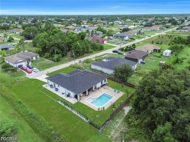 3800 10th ST W, Lehigh Acres, FL 33971