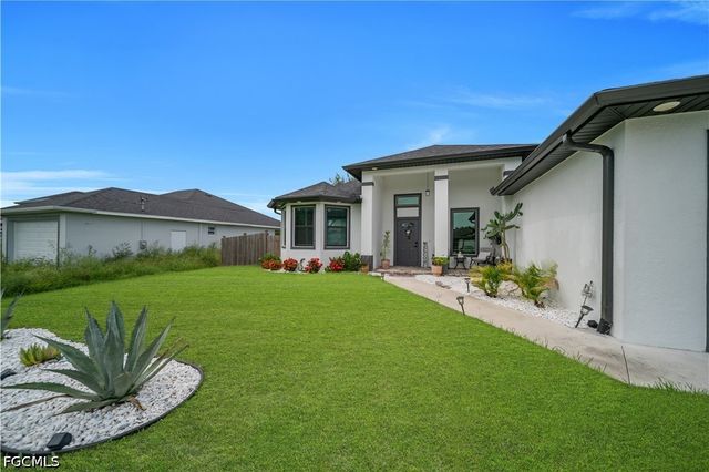 3800 10th ST W, Lehigh Acres, FL 33971