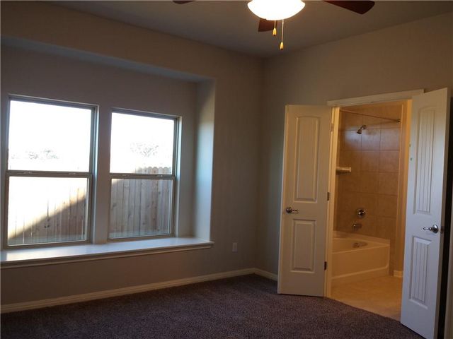 619 Stampede RD, San Marcos, TX 78666