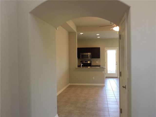 619 Stampede RD, San Marcos, TX 78666