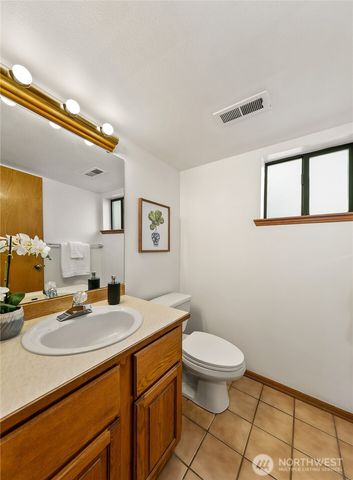 3834 NE 86th Street, Seattle, WA 98115