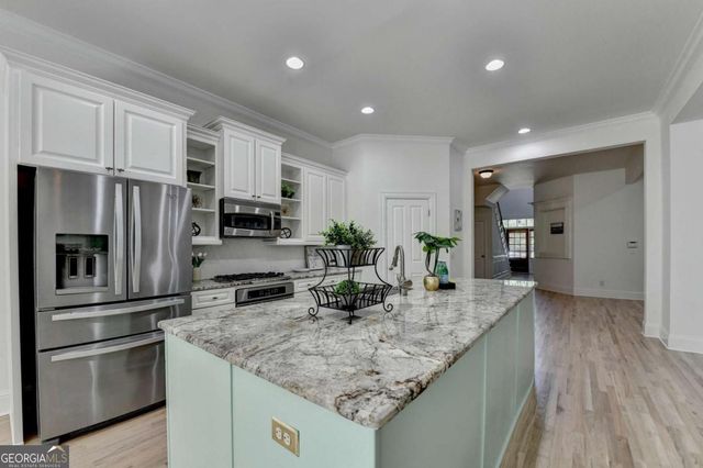 6961 Fellowship Lane, Flowery Branch, GA 30542