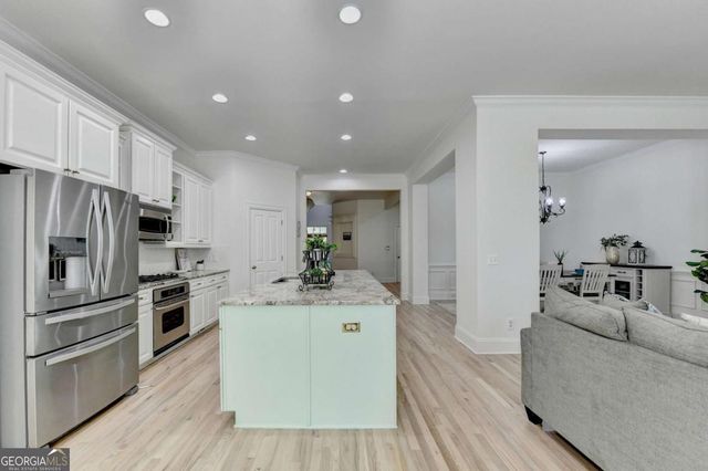 6961 Fellowship Lane, Flowery Branch, GA 30542