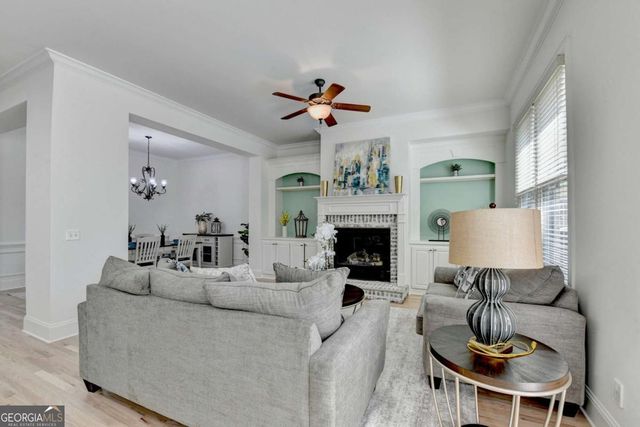 6961 Fellowship Lane, Flowery Branch, GA 30542
