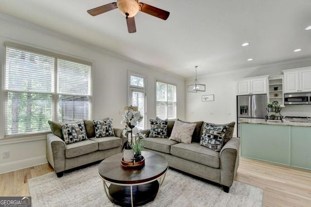 6961 Fellowship Lane, Flowery Branch, GA 30542