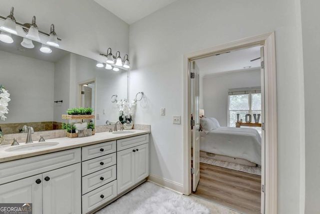 6961 Fellowship Lane, Flowery Branch, GA 30542