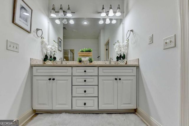 6961 Fellowship Lane, Flowery Branch, GA 30542