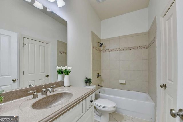 6961 Fellowship Lane, Flowery Branch, GA 30542