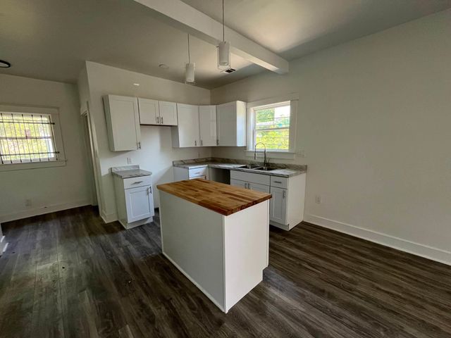 1131 ROZELLE ST, Memphis, TN 38106