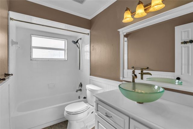 685 OLEANDER STREET, Mount Dora, FL 32757