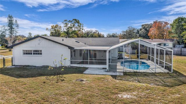 685 OLEANDER STREET, Mount Dora, FL 32757