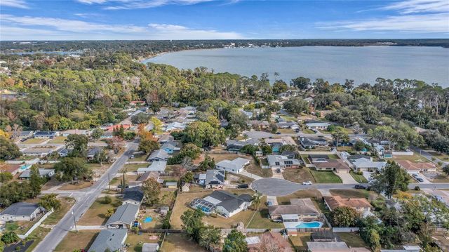 685 OLEANDER STREET, Mount Dora, FL 32757