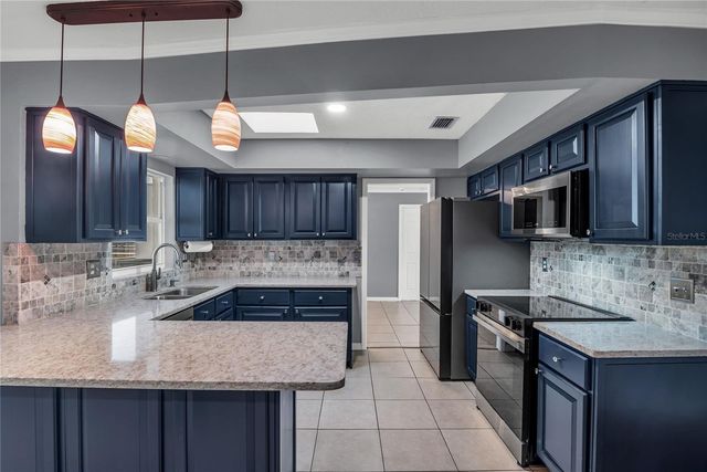 685 OLEANDER STREET, Mount Dora, FL 32757