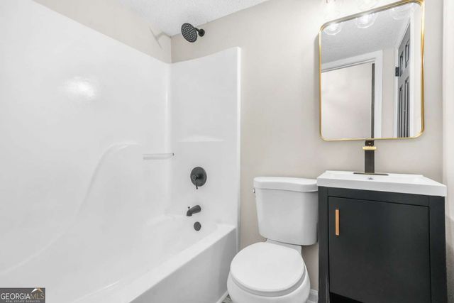 2890 Kayla Court, South Fulton, GA 30349