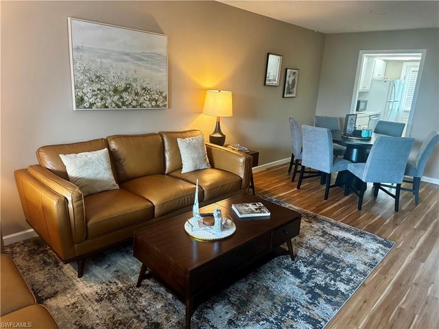 1021 3rd ST S 302, Naples, FL 34102