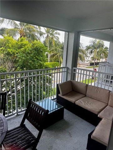 1021 3rd ST S 302, Naples, FL 34102