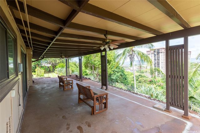 98-620 Kaamilo Place, Aiea, HI 96701