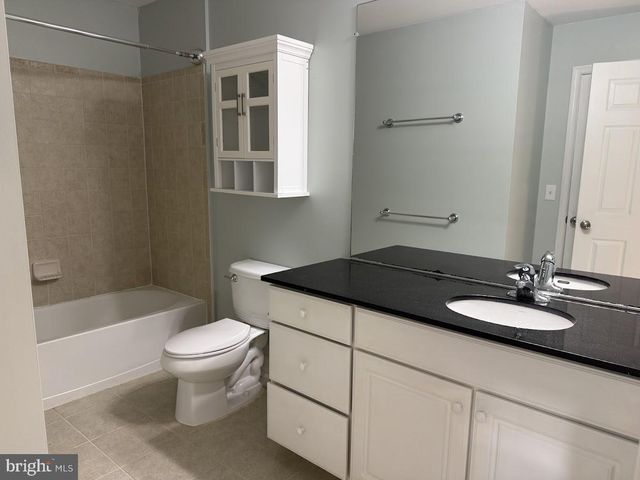 175 GREAT LAUREL SQ SE, Leesburg, VA 20175