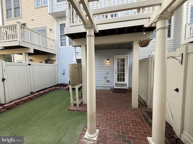 175 GREAT LAUREL SQ SE, Leesburg, VA 20175