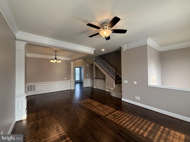 175 GREAT LAUREL SQ SE, Leesburg, VA 20175