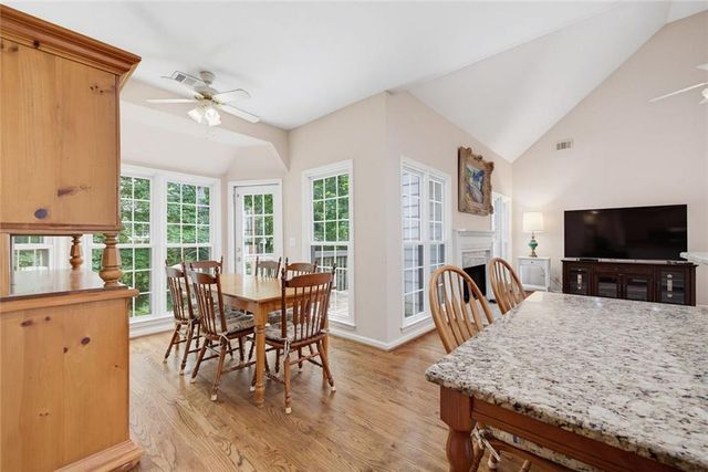 5381 Glenbrooke Trail, Dunwoody, GA 30338