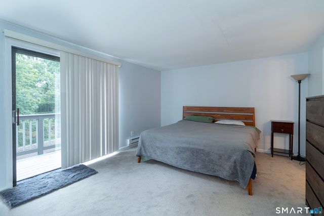 34 Harbour Village E, Branford, CT 06405