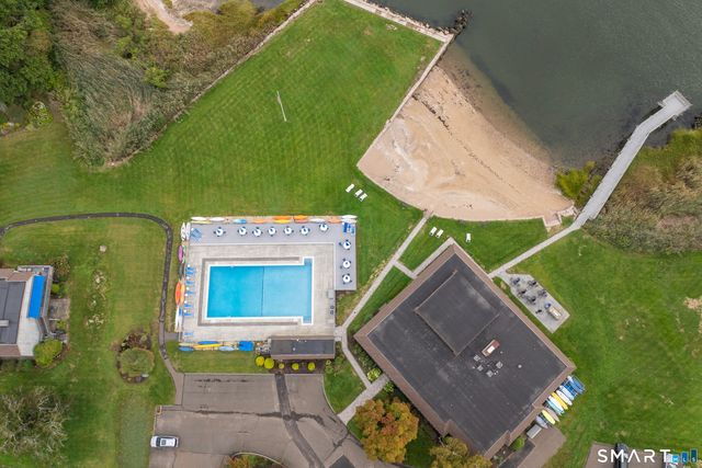 34 Harbour Village E, Branford, CT 06405