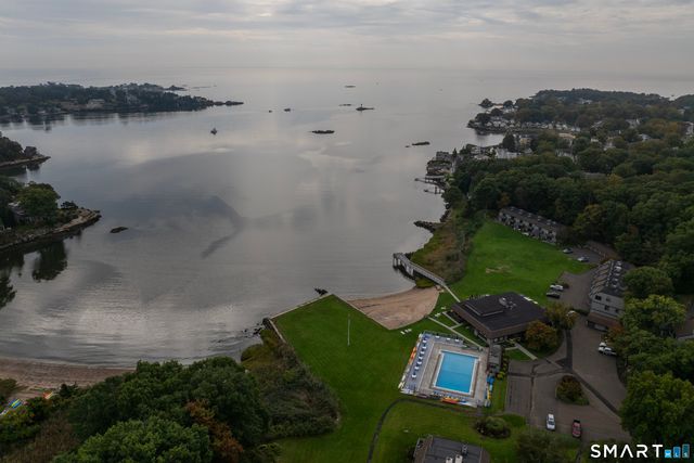 34 Harbour Village E, Branford, CT 06405