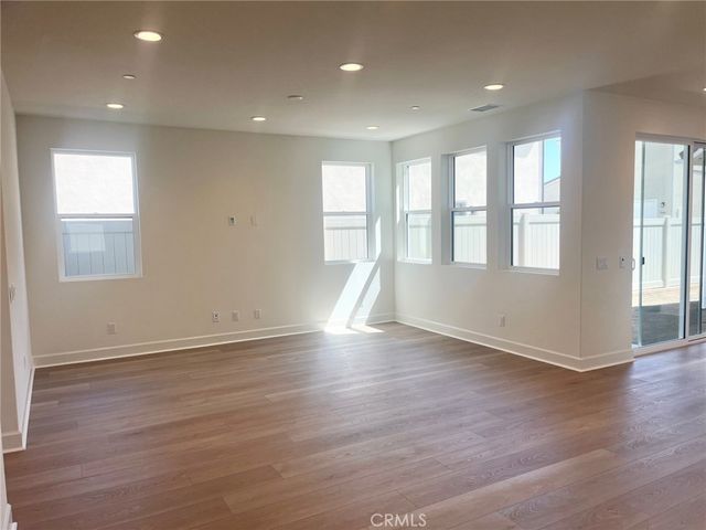 523 Tracy Place, Ventura, CA 93004