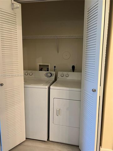 1919 Van Buren St 114A, Hollywood, FL 33020