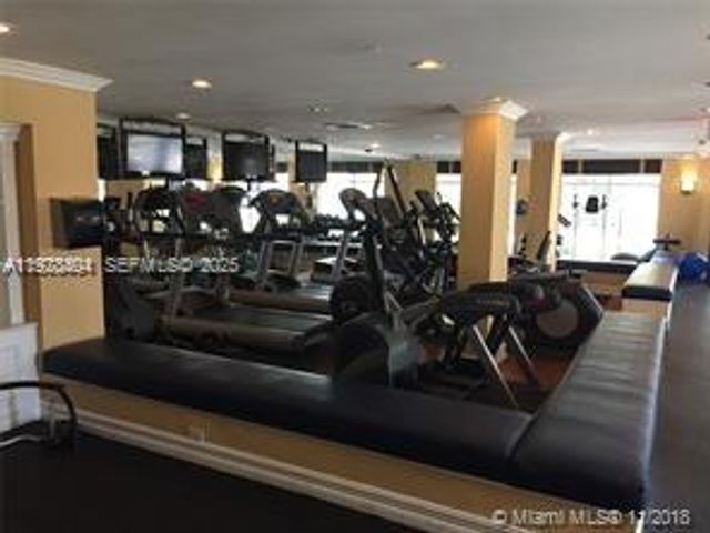 1919 Van Buren St 114A, Hollywood, FL 33020