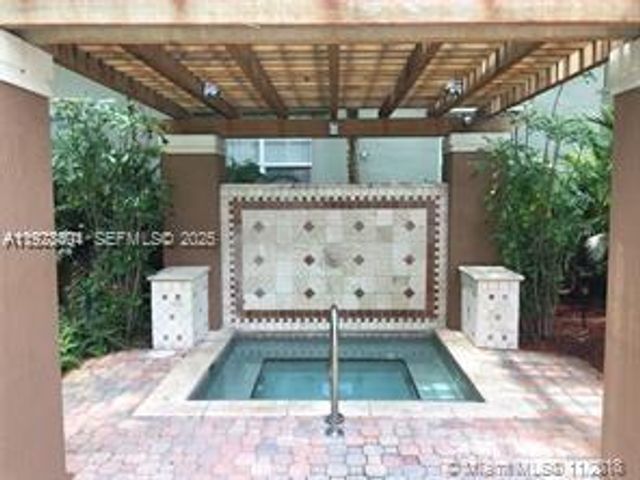 1919 Van Buren St 114A, Hollywood, FL 33020